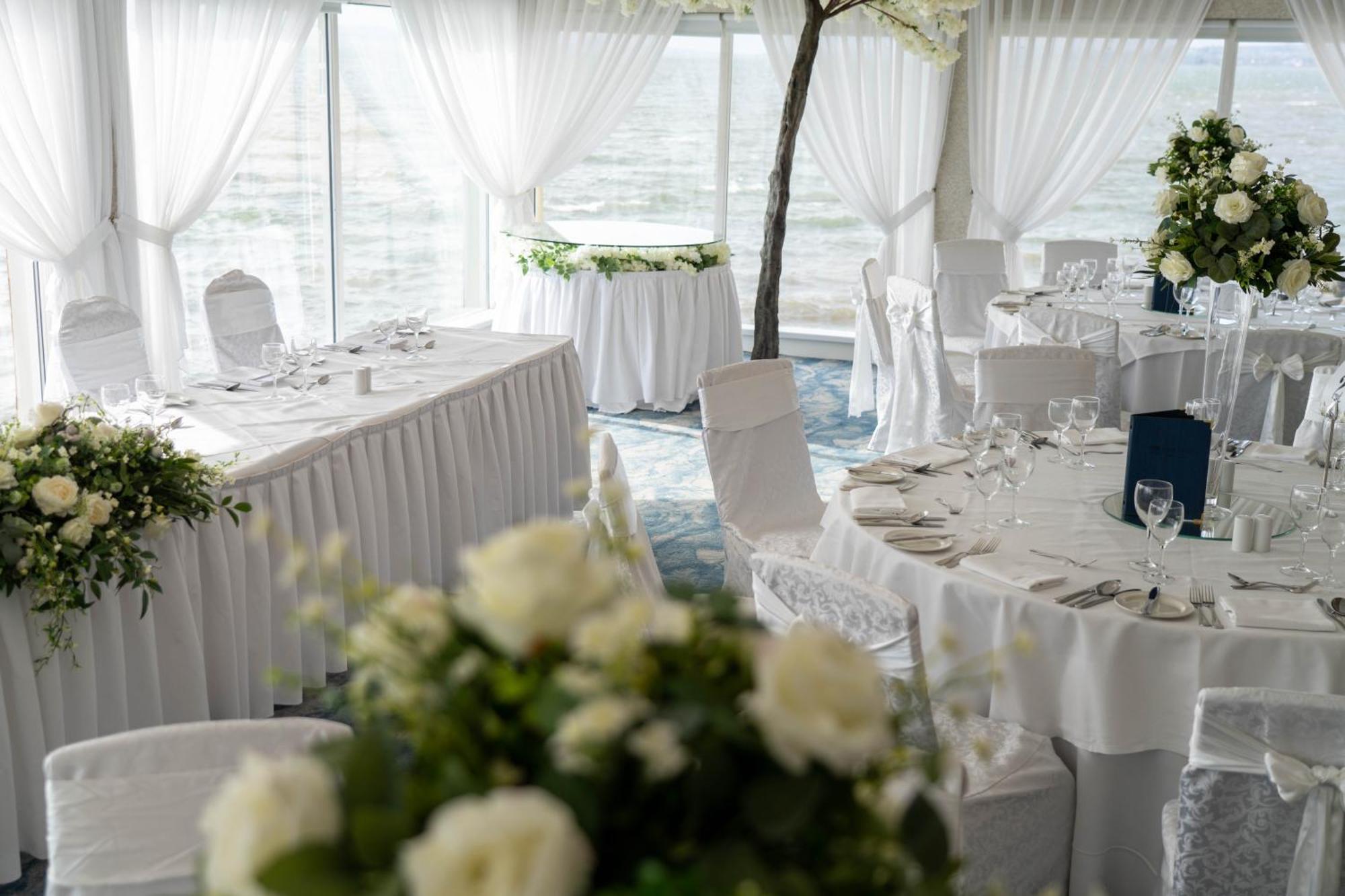 Redcastle Hotel Moville Bagian luar foto