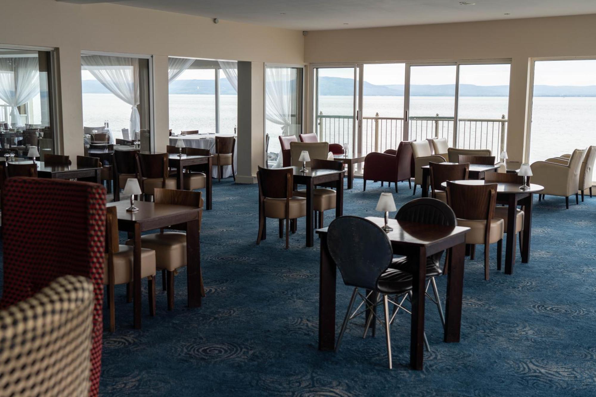 Redcastle Hotel Moville Bagian luar foto