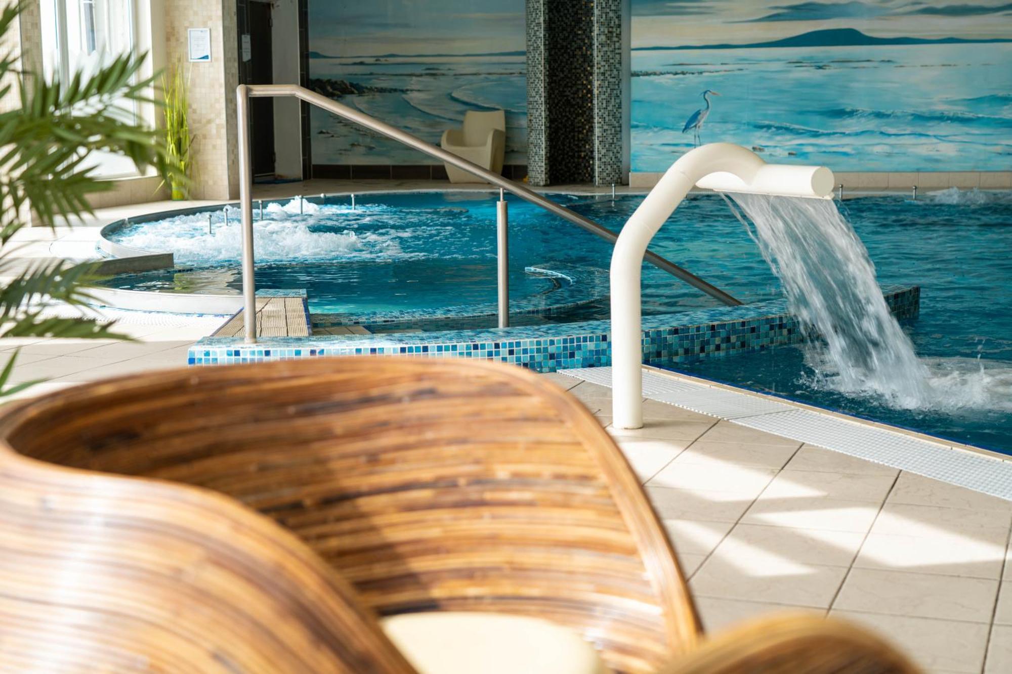 Redcastle Hotel Moville Bagian luar foto
